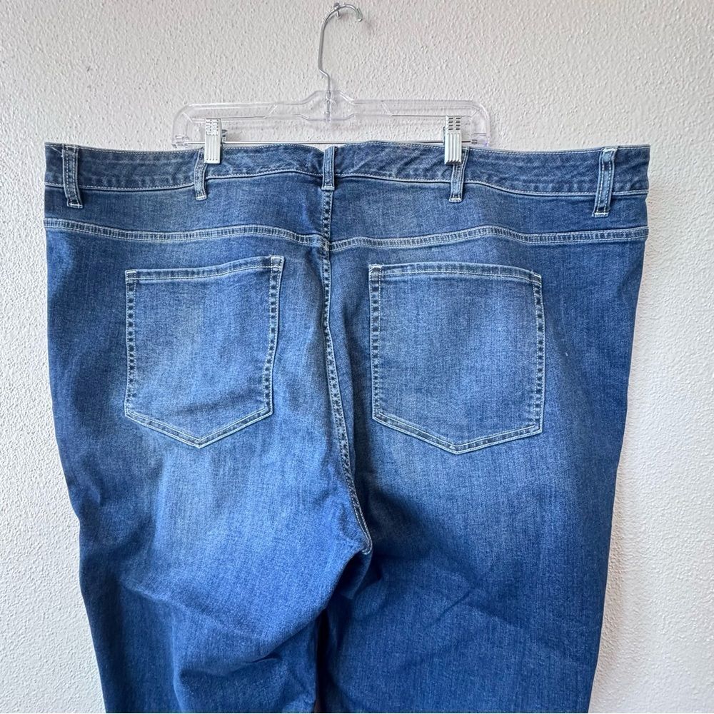 Lane Bryant Mid-Rise Jeans Girlfriend Crop Floral Embroidered Denim SZ 28 - Picture 10 of 13